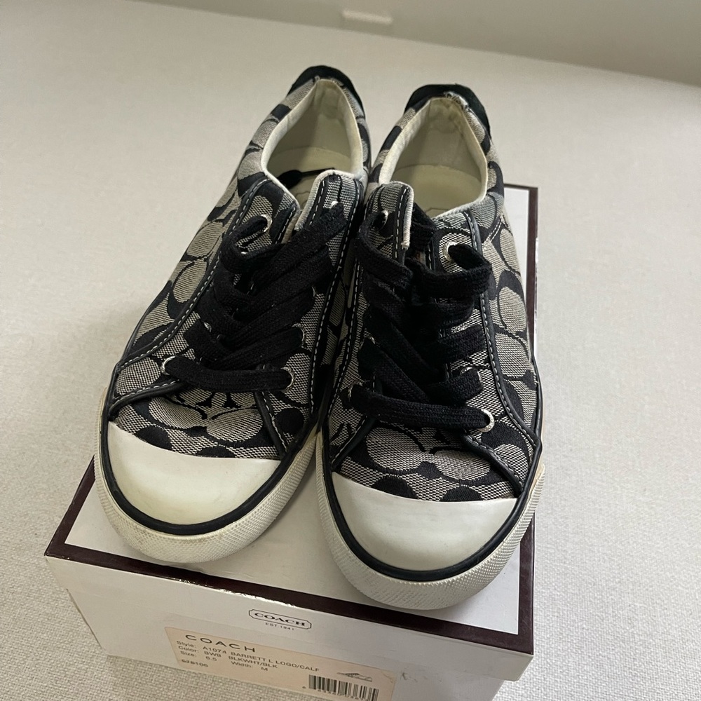 Coach Signature Tennis Shoes 36.5
